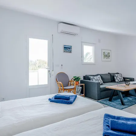 아파트 La Pedrera Ii By Interhome